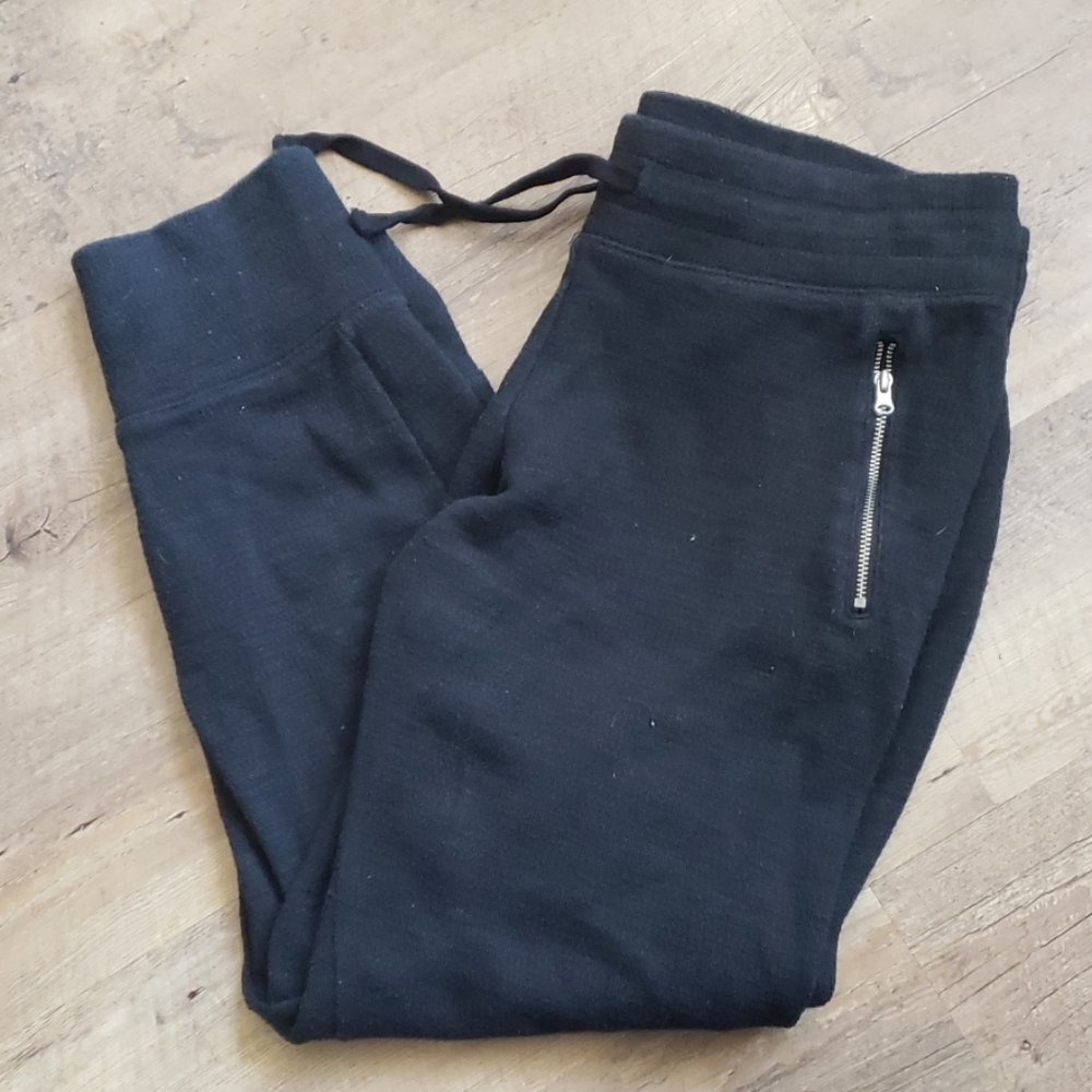 American Eagle lightweight joggers